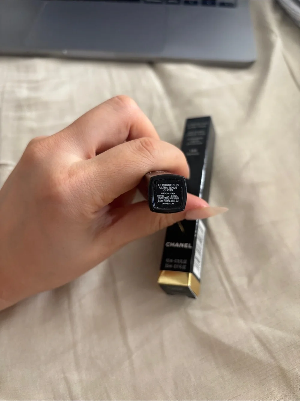 CHANEL ROUGE DUO Ultrawear Liquid Lip Colour- pink Nude 186